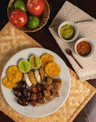 Hatoviejo Viva Envigado