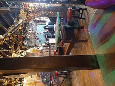 Campesinos Maestros En Jugos Y Hamburguesas