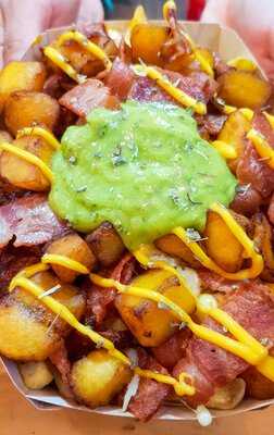 Las Francesas Fries Delicatessen