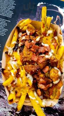 Las Francesas Fries Delicatessen