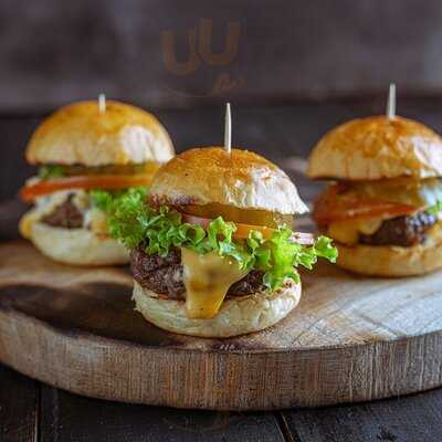 5ta Avenida Food House