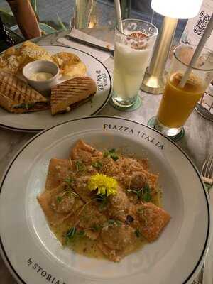 Piazza By Storia D'amore - Lyrata Cali