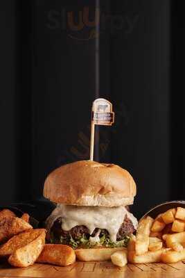 Burger Stack Cosmocentro