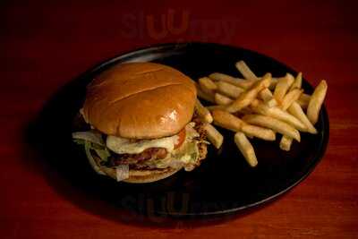 Los Chicken Brothers