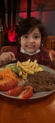 Toro Restaurante (poblado)