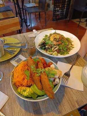 El Chiringuito Cocina De Mar Y Tierra