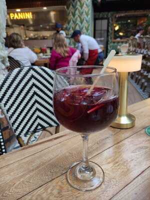 Piazza Italia By Storia D'amore Calle 93