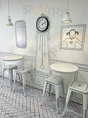 Helga Blaha Pastelería