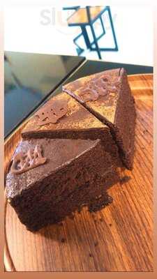 Gloria's Waffles And Coffee