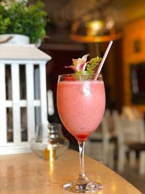 Montón De Estrellas Gastrobar By El Sitio