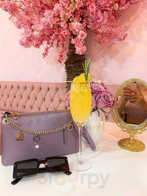 Roses D'amour Jardin De Thé