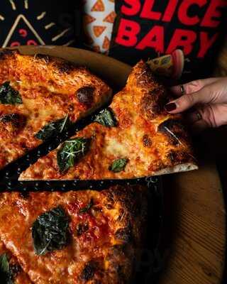 Zazzy's Pizza Colombia