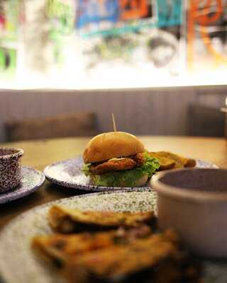 La Nevera - Comida, Parche Y Pola