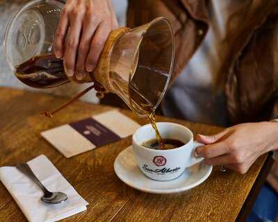 Café San Alberto Plaza Santo Domingo