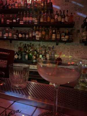 Barra 7 - Dive Bar