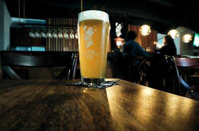 Cervecería Statua Rota