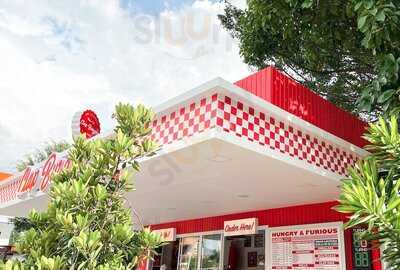 Clap Burgers Almendros