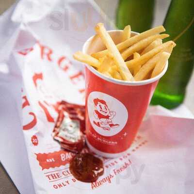 Clap Burgers Almendros