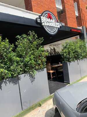 Brasas Y Barriles Gastrobar