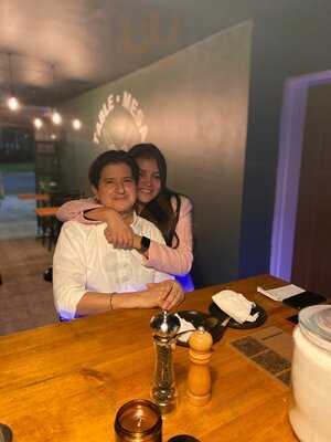 Table Mesa Café & Restaurante