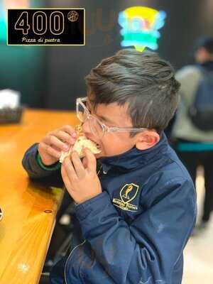 400 Grados Pizza Di Pietra