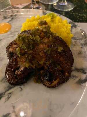 Artilleria Steak House