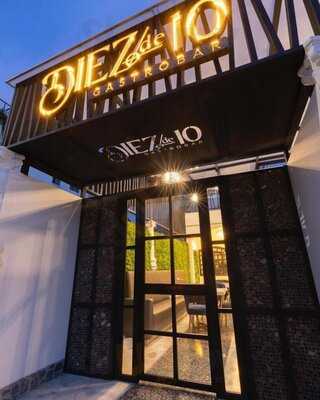 Diez De 10 Gastro Bar