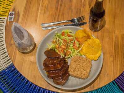 Rebelión 1600 - Gastro Pub