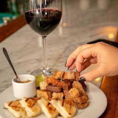 La Bifería C.c Titán