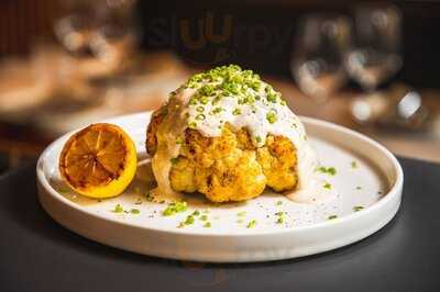 Sabine Bistró & Lounge