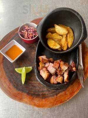 La Cosa Nostra Smoked Burgers Steak & Drinks