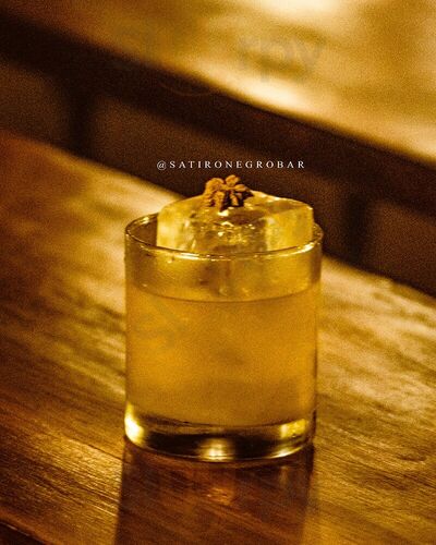 Sátiro Negro Bar