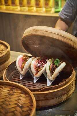 Kimchi Asiático / Distrito Avignon