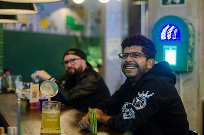 Pola Del Pub | Plaza De Las Américas