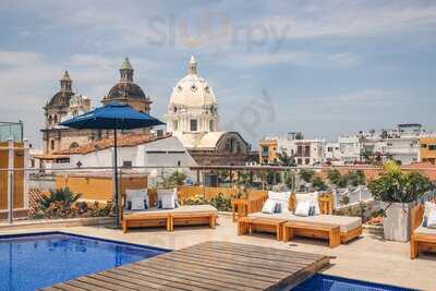 Bar Urania (rooftop Sophia)