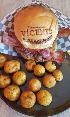 Vicente Hamburguesas Y Parrilla