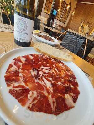 Serrat Cavas Y Paellas