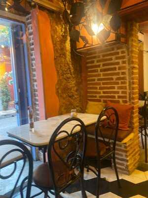 Tomillo Cevicheria & Mar