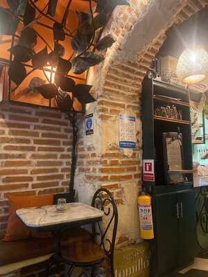 Tomillo Cevicheria & Mar