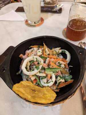 Tomillo Cevicheria & Mar