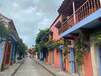 Tomillo Cevicheria & Mar
