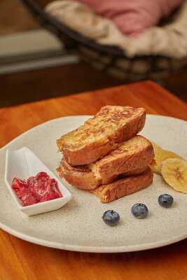 Briochelly Brunch And Coffee