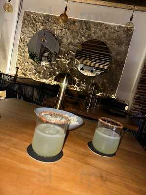 Gimaní Speakeasy & Rooftop