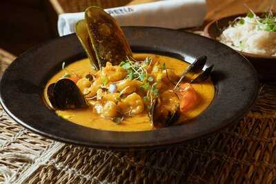 Morena Tropical Gastro Bar