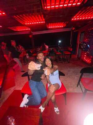 Redruf - Rooftop Bar