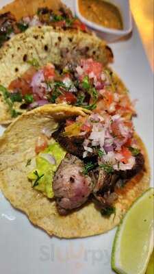 La Chingada Gastro Bar