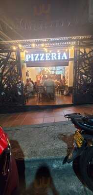 Ruta 13 Pizzeria