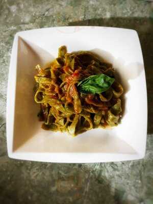 Larok Trattoria-cafe