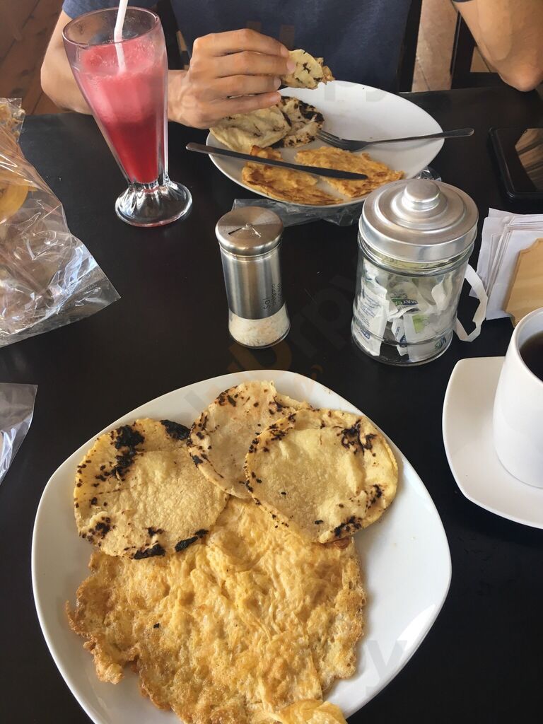 Restaurante Y Cafetería El Abuelo