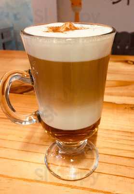 Encantos Coffee & Bread